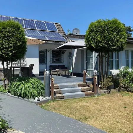 Casaverde Bei Koeln-messe & Flughafen Дом отдыха *