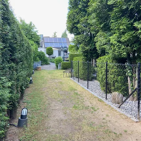 Casaverde Bei Koeln-messe & Flughafen Дом отдыха Росрат